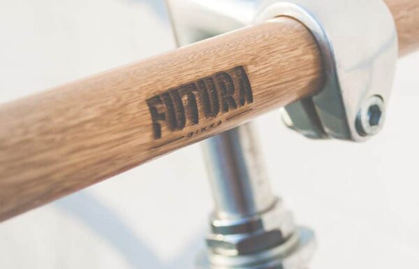 Holzlenker Fahrradgriff, langlebig und bequem, ideal für City- und Mountainbikes.